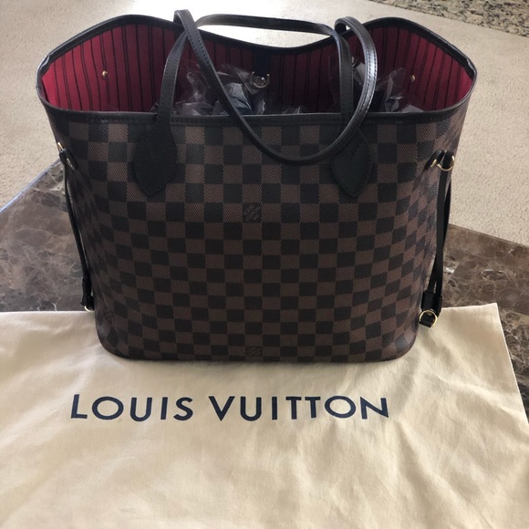Louis Vuitton Handbags - Louis Vuitton Damier Eben Neverfull MM